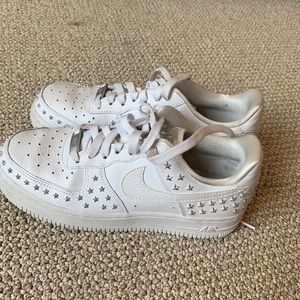 custom white stared air force 1s